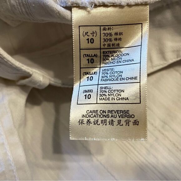 Max Studio White Shorts, size 10. (D12) - Picture 5 of 6